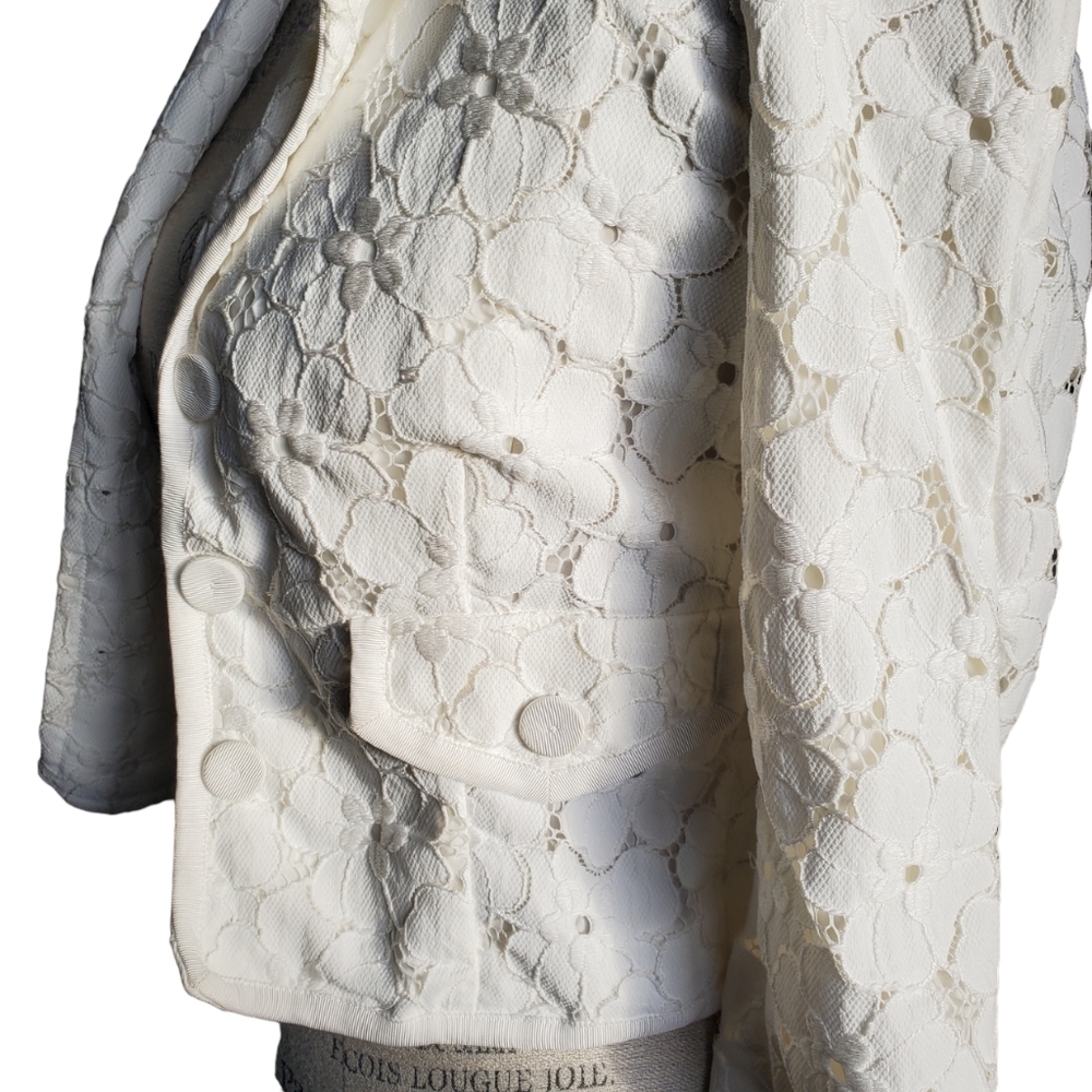 LUISA SPAGNOLI | Floral Lace  White Bridal White Collared Blazer - Picture 4 of 11